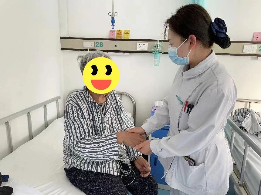 房医人文 | 爱是双向奔赴的温暖